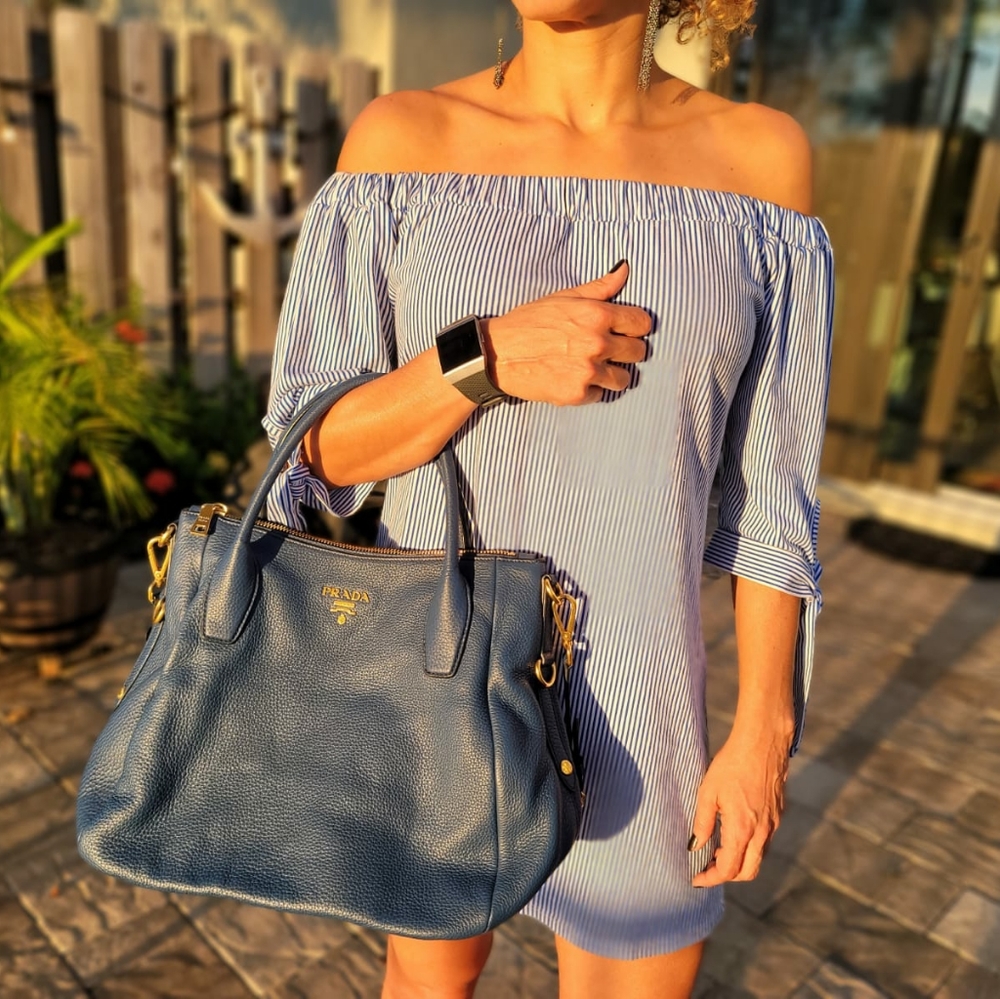 Original Prada Larga bag *** NEW and ORIGINAL *** - Picture 5 of 8